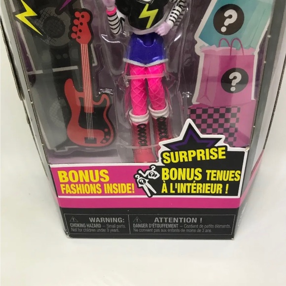 Off The Hook Style Doll, Naia concert with Mix and Match Fashions 4inch doll NEW - Picture 3 of 10